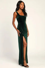 Elegant Sweetie Emerald Green Velvet Square Neck Maxi Dress